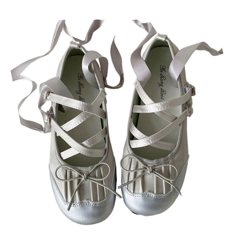 Gossip Goes Around Ballet Flats