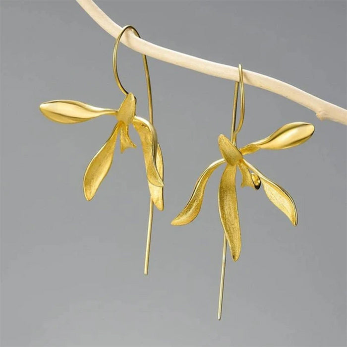 Minimalist Aesthetic Orchid Earrings
